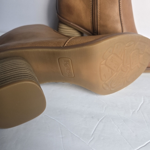 KORKS Tan Ankle Boots, New, Size 8 - Picture 5 of 7